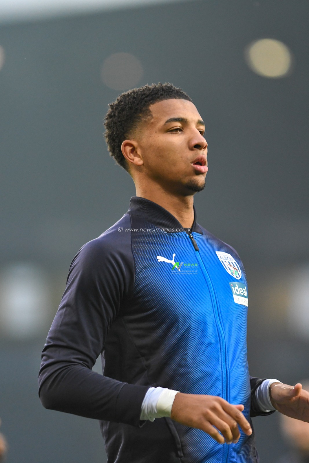 23rd February 2019, The Hawthorns, West Bromwich, England; Sky Bet Championship, West Bromwich Albion vs Sheffield United ; Mason Holgate (68) of West Bromwich Albion


Credit: Gareth Dalley/News Images

English Football League images are subject to DataCo Licence