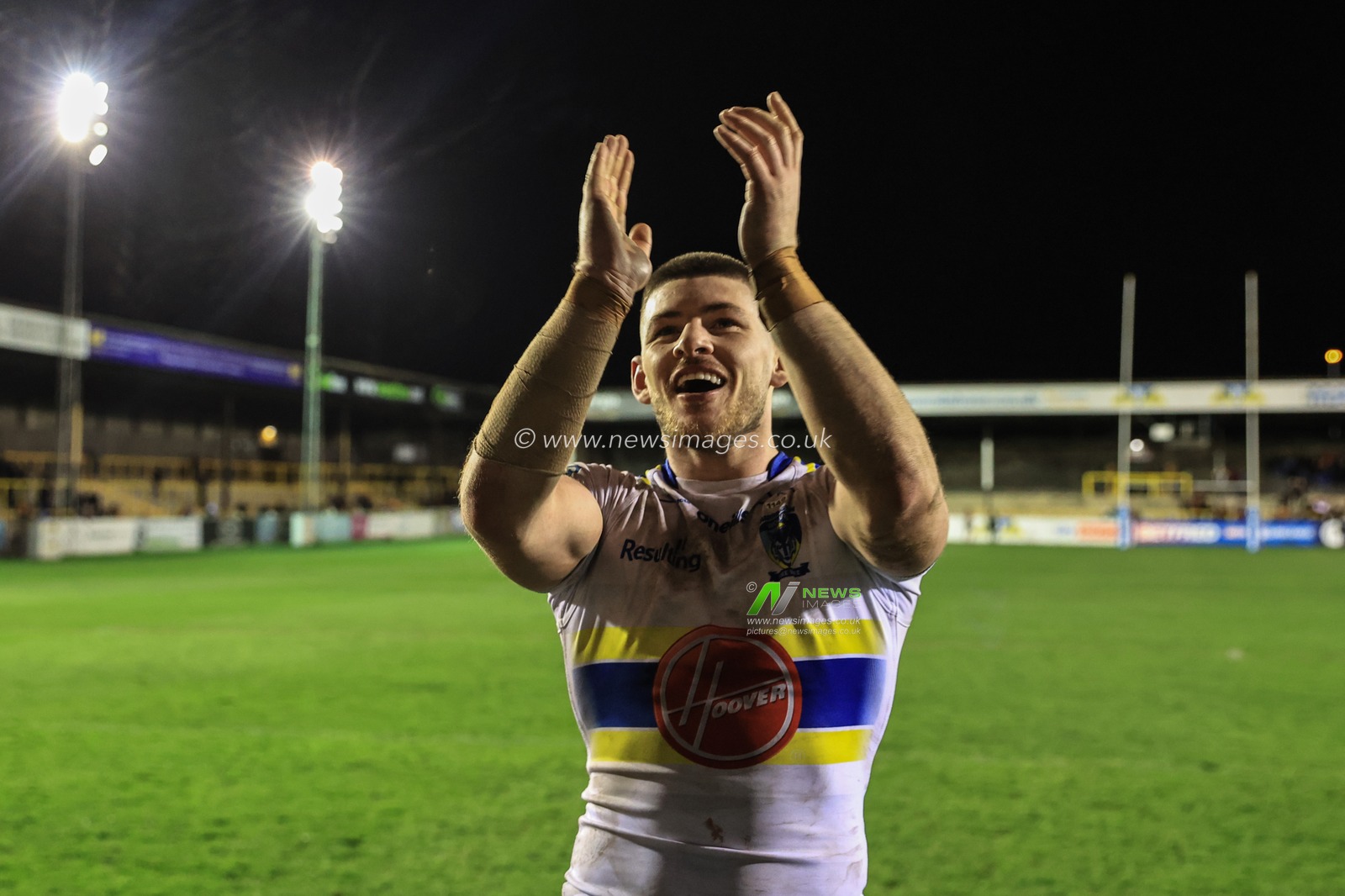 Danny Walker #16 of Warrington Wolves celebrates the win during the Betfred Super League Round 6 match Castleford Tigers vs Warrington Wolves at The Mend-A-Hose Jungle, Castleford, United Kingdom, 24th March 2023

(Photo by Mark Cosgrove/News Images)