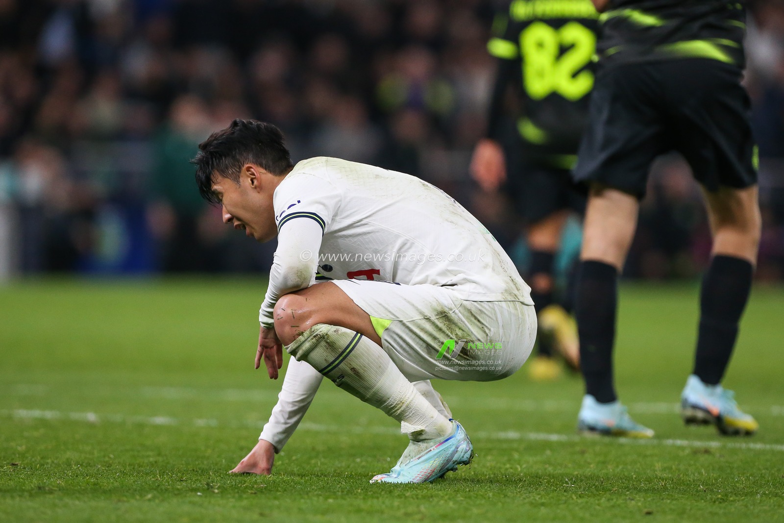 Son Heung-Min #7 of Tottenham Hotspur is dejected during the UEFA Champions League match Tottenham Hotspur vs Sporting Lisbon at Tottenham Hotspur Stadium, London, United Kingdom, 26th October 2022

(Photo by Arron Gent/News Images)