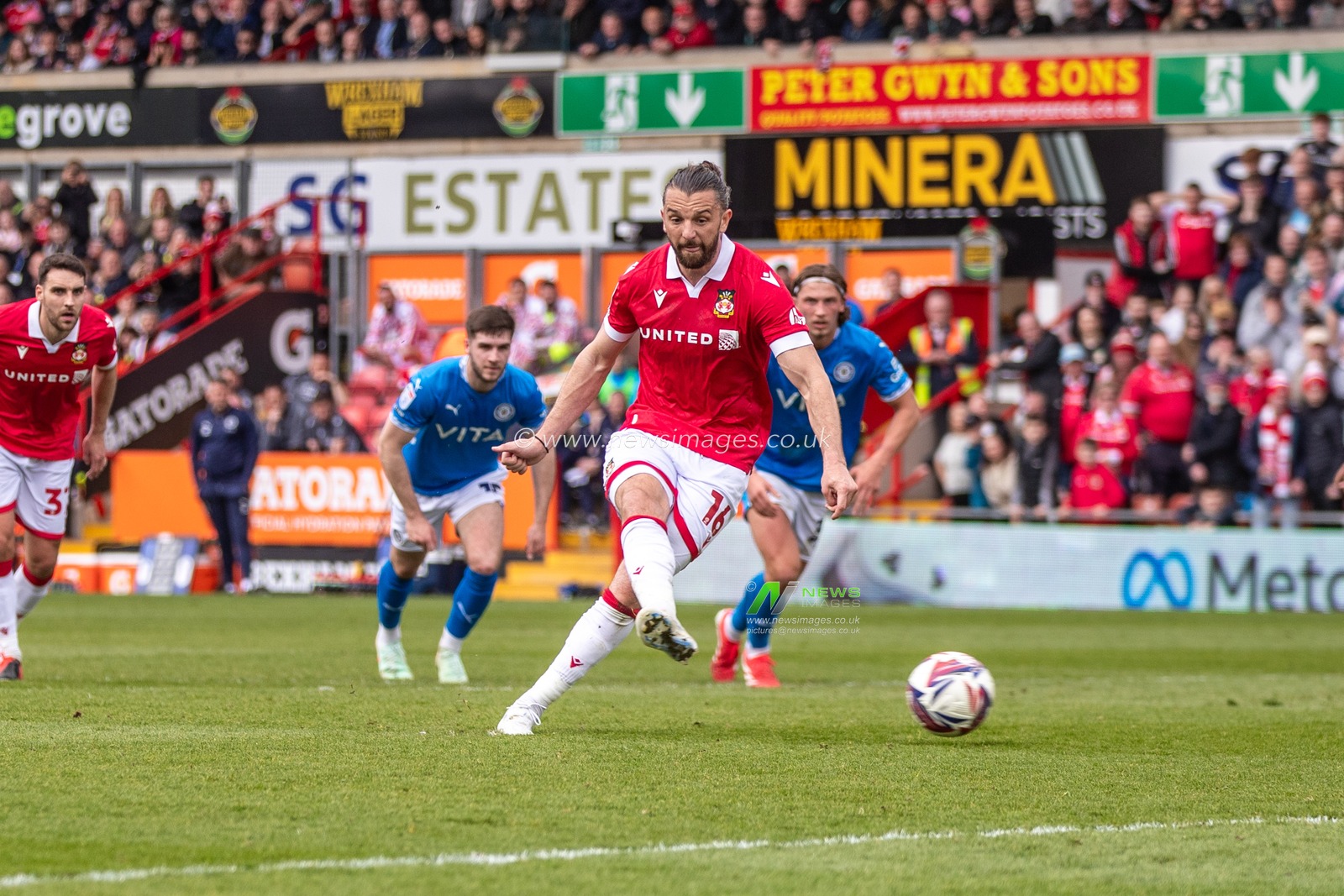 Wrexham's Jay Rodriguez fails to convert his penalty but scores the rebound during the Sky Bet League 1 match Wrexham vs Stockport County at SToK Cae Ras, Wrexham, United Kingdom, 22nd March 2025

(Photo by Nik Mesney/News Images)