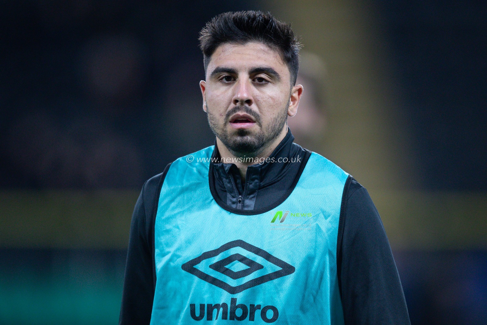 Ozan Tufan #7 of Hull City during the pre match warm up ahead of the Sky Bet Championship match Hull City vs Wigan Athletic at MKM Stadium, Hull, United Kingdom, 5th October 2022

(Photo by James Heaton/News Images)