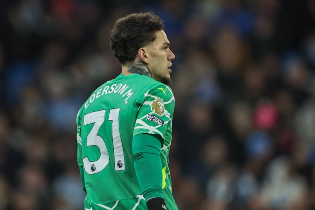 Ederson of Manchester City during the Premier League match Manchester City vs Chelsea at Etihad Stadium, Manchester, United Kingdom, 25th January 2025

(Photo by Mark Cosgrove/News Images)