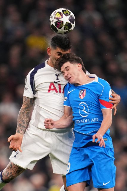 Julian Alvarez of Atlético Madrid and Cristian Romero of Tottenham Hotspur battle during the UEFA Champions League match Tottenham Hotspur vs Atletico Madrid at Tottenham Hotspur Stadium, London, United Kingdom on 18 March 2026

(Photo by Harvey Murphy/News Images)
