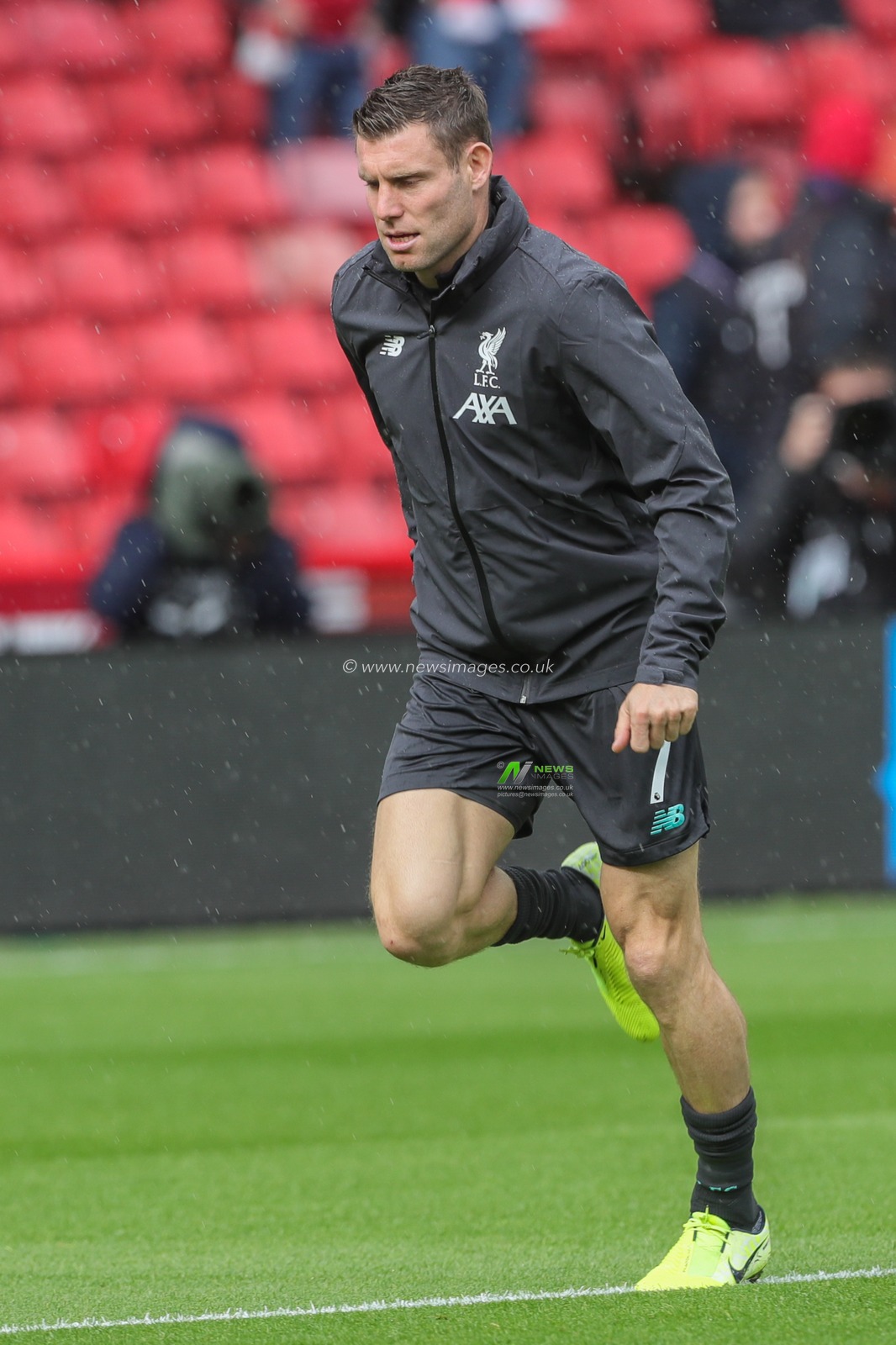 28th September 2019, Bramall Lane, Sheffield, England; Premier League, Sheffield United v Liverpool : James Milner (7) of Liverpool warming up before kick-off 

Credit: Mark Cosgrove/News Images