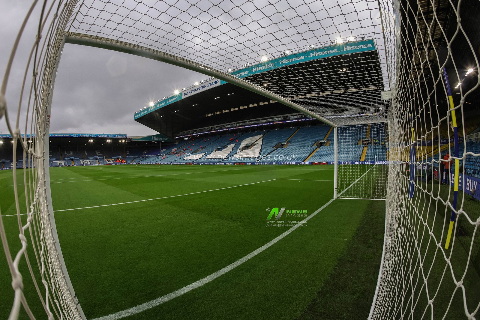A general view of Elland Road from the goalmouth during the Premier League match Leeds United vs Manchester City at Elland Road, Leeds, United Kingdom on 28 February 2026

(Photo by Mark Cosgrove/News Images)