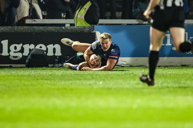 Will Tate of Wakefield Trinity goes over for a try during the Betfred Super League match Wakefield Trinity vs Hull FC at DIY Kitchens Stadium, Wakefield, United Kingdom on 05 March 2026

(Photo by Alfie Cosgrove/News Images)