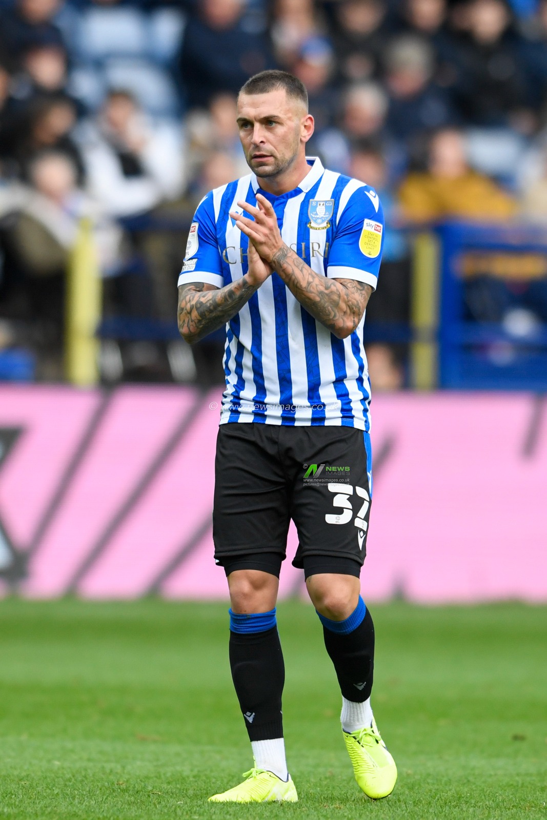 Jack Hunt #32 of Sheffield Wednesday encourages his team during the game