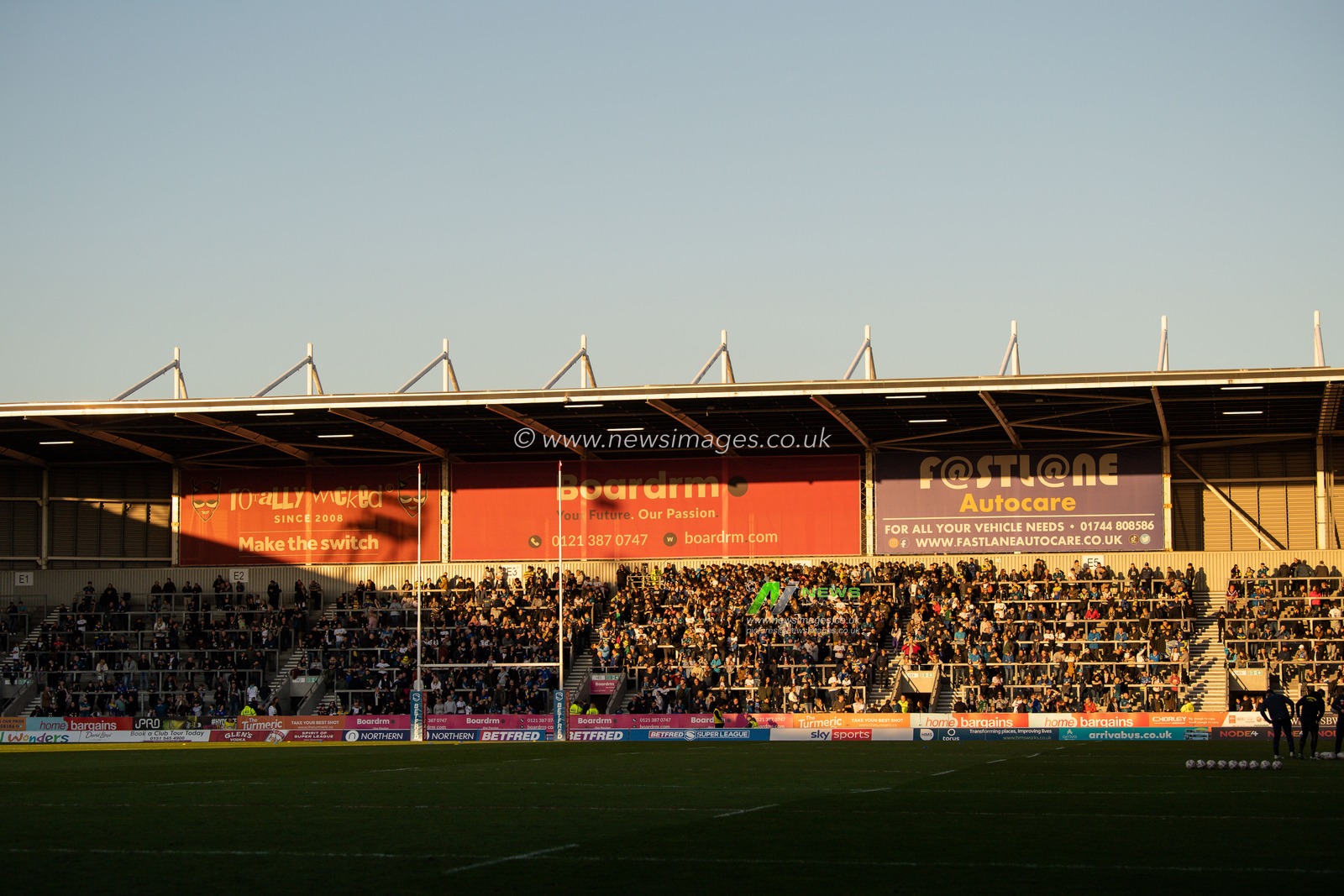 Warrington Wolves fans enjoy the last of the sunshine ahead of the Betfred Super League match St Helens vs Warrington Wolves at Totally Wicked Stadium, St Helens, United Kingdom, 20th April 2023

(Photo by Craig Thomas/News Images)