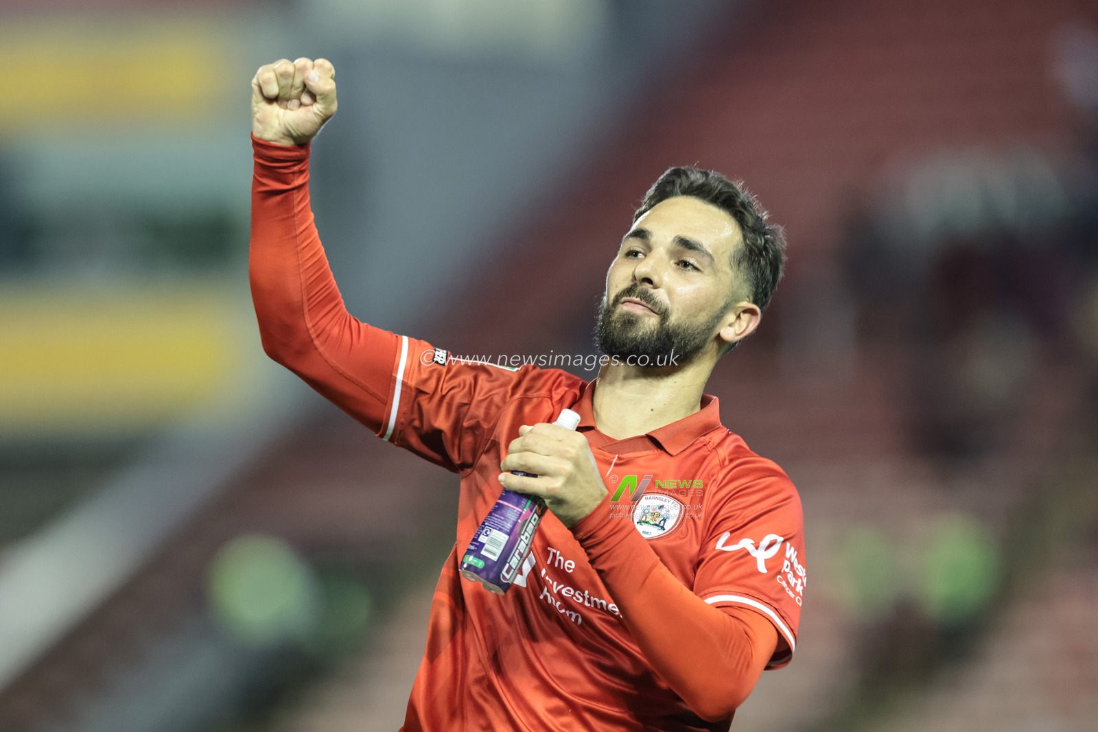 Adam Phillips of Barnsley celebrates the win with the fans during the Carabao Cup match Barnsley vs Rotherham United at Oakwell, Barnsley, United Kingdom, 26th August 2025

(Photo by Mark Cosgrove/News Images)