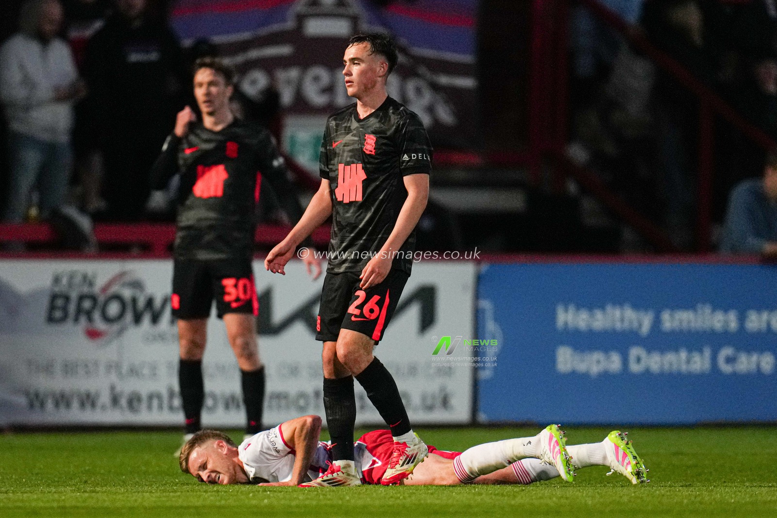 Luke Harris of Birmingham City fouls Harvey White of Stevenage during the Sky Bet League 1 match Stevenage vs Birmingham City at Lamex Stadium, Stevenage, United Kingdom, 24th April 2025

(Photo by Harvey Murphy/News Images)