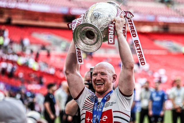 Liam Farrell of Wigan Warriors lifts the Betfred Challenge Cup Final Trophy during the Betfred Challenge Cup Final match Wigan Warriors vs Hull KR at Wembley Stadium, London, United Kingdom on 30 May 2026

(Photo by Alfie Cosgrove/News Images)