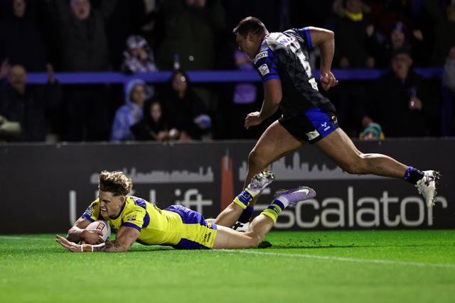 Arron Lindop of Warrington Wolves goes over for a try during the Betfred Super League Round 6 match Warrington Wolves vs Leeds Rhinos at Halliwell Jones Stadium, Warrington, United Kingdom, 28th March 2025

(Photo by Mark Cosgrove/News Images)