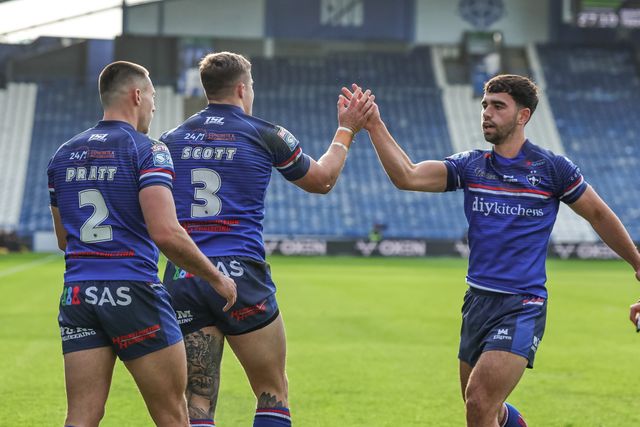 Cameron Scott of Wakefield Trinity celebrates his try during the Betfred Super League Round 2 match Huddersfield Giants vs Wakefield Trinity at Accu Stadium, Huddersfield, United Kingdom on 22 February 2026

(Photo by Mark Cosgrove/News Images)