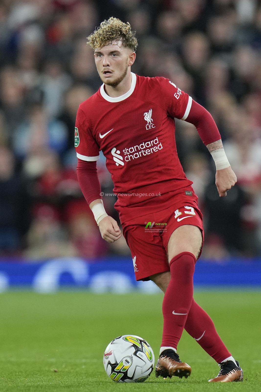 Harvey Elliott #19 of Liverpool during the Carabao Cup Third Round match Liverpool vs Leicester City at Anfield, Liverpool, United Kingdom, 27th September 2023

(Photo by Steve Flynn/News Images)