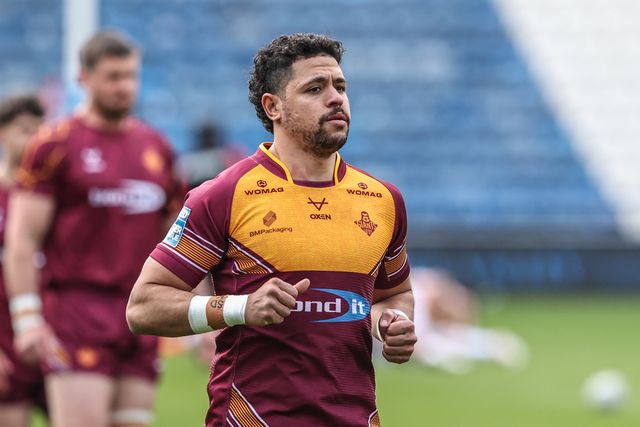 Betfred Super League Huddersfield Giants v Catalans Dragons