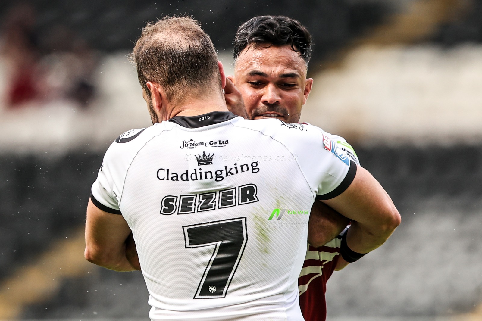 Bevan French of Wigan Warriors is tackled by Aidan Sezer of Hull FC during the Betfred Super League round 16 match Hull FC vs Wigan Warriors at MKM Stadium, Hull, United Kingdom on 27 June 2026

(Photo by Alfie Cosgrove/News Images)