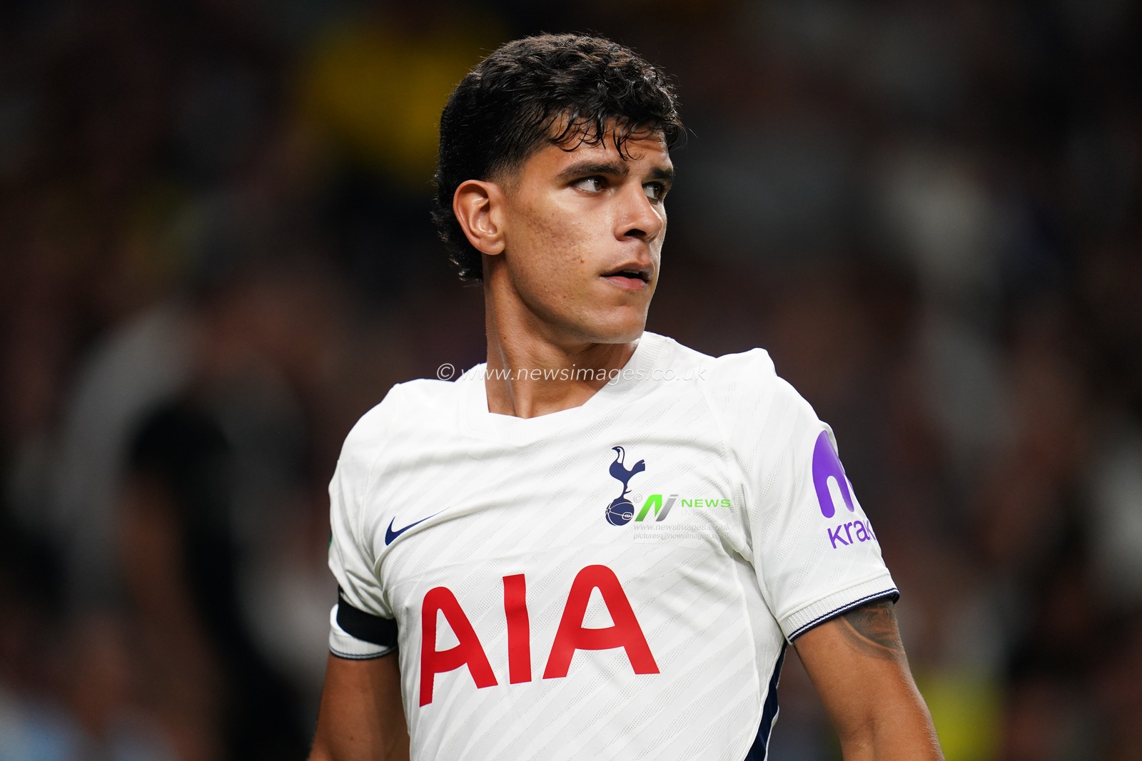Mateus Fernandes of Tottenham Hotspur during the Carabao Cup round 2 match Tottenham Hotspur vs Charlton Athletic at Tottenham Hotspur Stadium, London, United Kingdom on 26 August 2026

(Photo by Harvey Murphy/News Images)