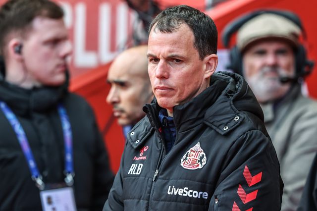 Regis Le Bris manager of Sunderland comes out for the game during the Premier League match Sunderland vs Tottenham Hotspur at Stadium Of Light, Sunderland, United Kingdom on 12 April 2026

(Photo by Alfie Cosgrove/News Images)