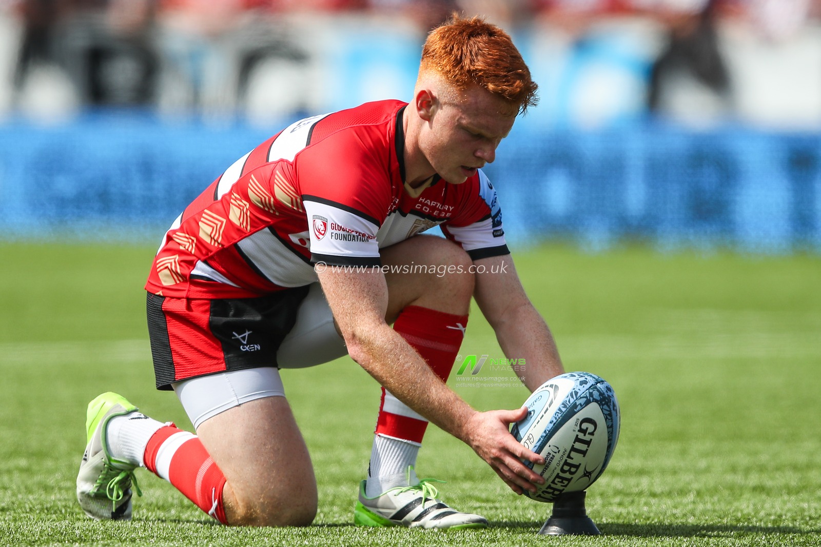 Caolan Englefield of Gloucester Rugby prepares for a conversion kick during the Gallagher Premiership match Gloucester Rugby vs Newcastle Falcons at Kingsholm Stadium , Gloucester, United Kingdom, 18th May 2024

(Photo by Gareth Evans/News Images)