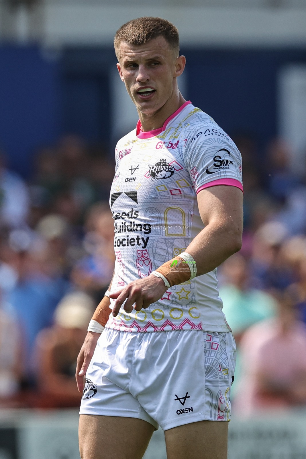 Ash Handley #5 of Leeds Rhinos during the Betfred Super League Round 15 match Wakefield Trinity vs Leeds Rhinos at The Be Well Support Stadium, Wakefield, United Kingdom, 11th June 2023

(Photo by Mark Cosgrove/News Images)
