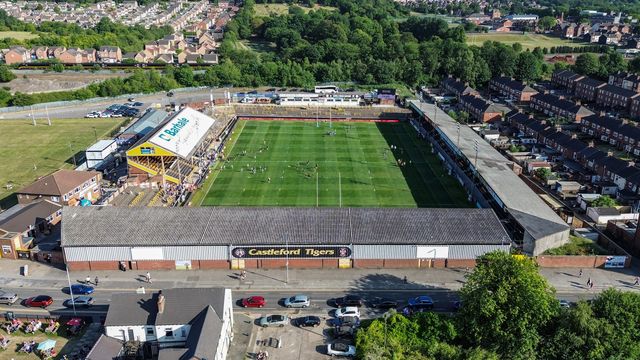 Betfred Super League round 15 Castleford Tigers v Hull KR