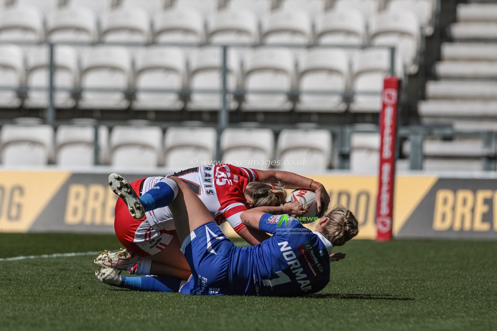 Paige Travis of St Helen’s goes over for a try during the Betfred Women's Challenge Cup Quarter Final match St Helens vs Barrow Raiders at The BrewDog Stadium, St Helens, United Kingdom on 25 April 2026

(Photo by Mark Cosgrove/News Images)