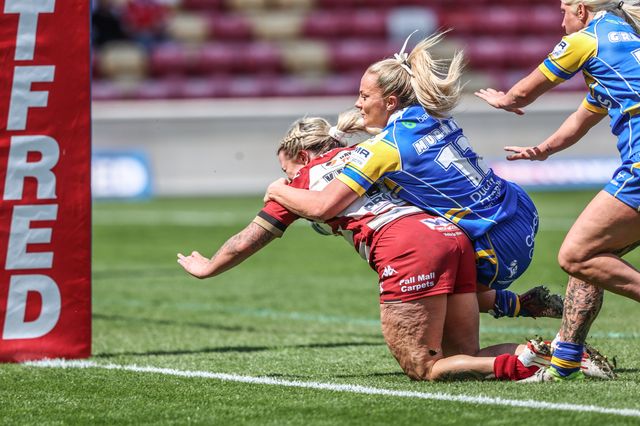 Emily Veivers of Wigan Warriors goes over for a try during the Betfred Women's Challenge Cup Cup Semi-final match Leeds Rhinos vs Wigan Warriors at LNER Community Stadium, York, United Kingdom, 10th May 2025

(Photo by Alfie Cosgrove/News Images)