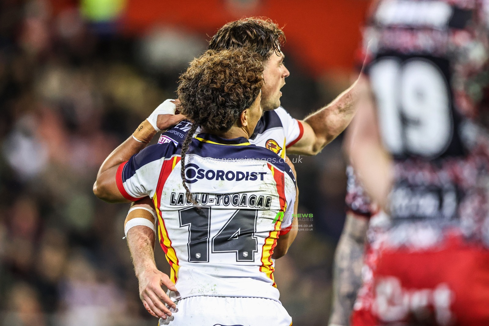 Lewis Dodd of Catalans Dragons celebrates his try during the Betfred Super League match Leigh Leopards vs Catalans Dragons at Leigh Sports Village, Leigh, United Kingdom on 06 March 2026

(Photo by Alfie Cosgrove/News Images)