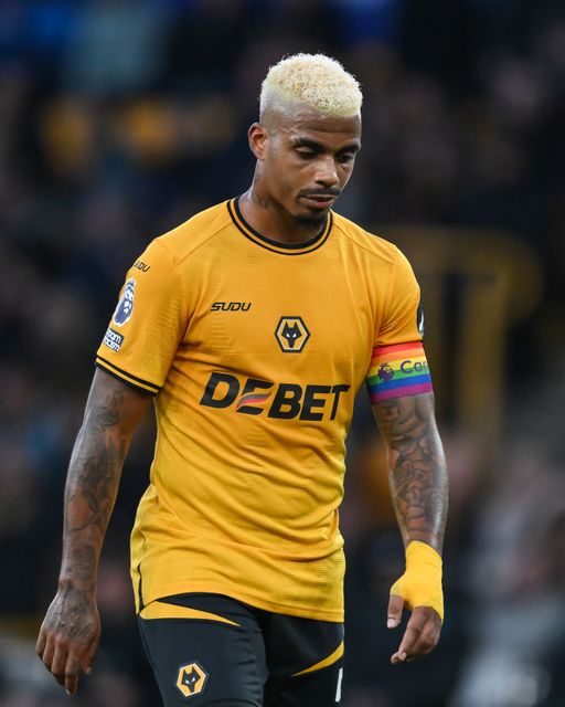 Mario Lemina of Wolverhampton Wanderers looks dejected during the Premier League match Wolverhampton Wanderers vs Bournemouth at Molineux, Wolverhampton, United Kingdom, 30th November 2024

(Photo by Craig Thomas/News Images)
