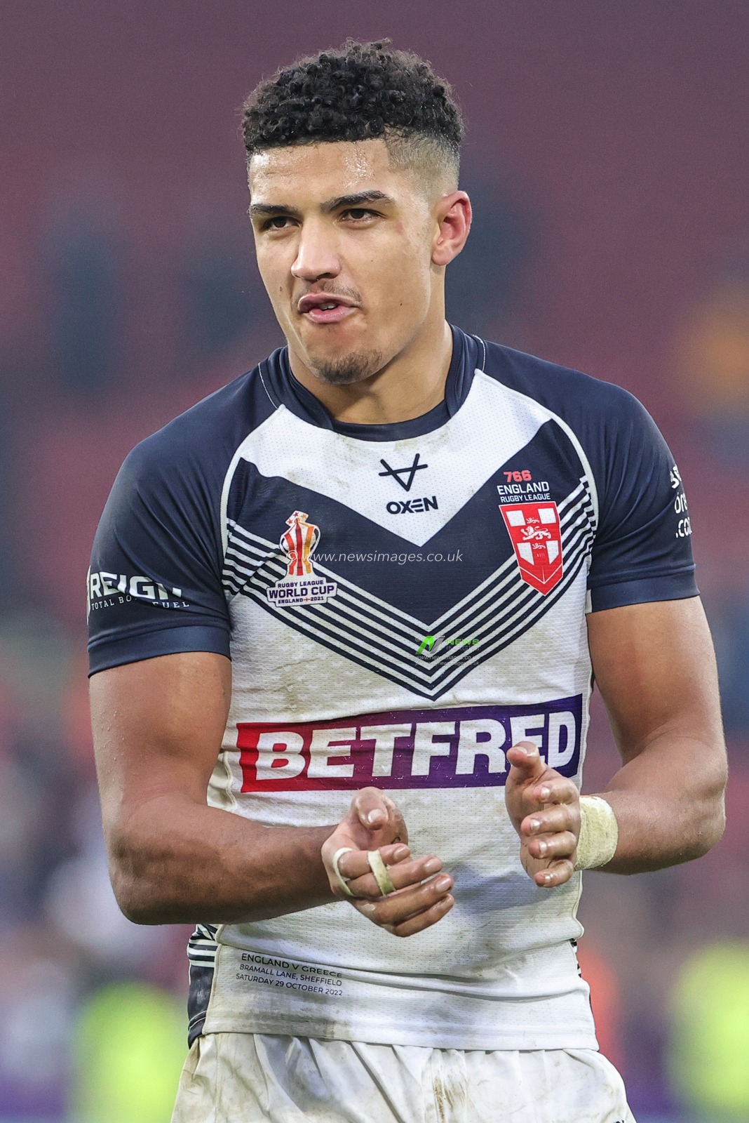 Kai Pearce-Paul of England applauds the fans during the Rugby League World Cup 2021 match England vs Greece at Bramall Lane, Sheffield, United Kingdom, 29th October 2022

(Photo by Mark Cosgrove/News Images)