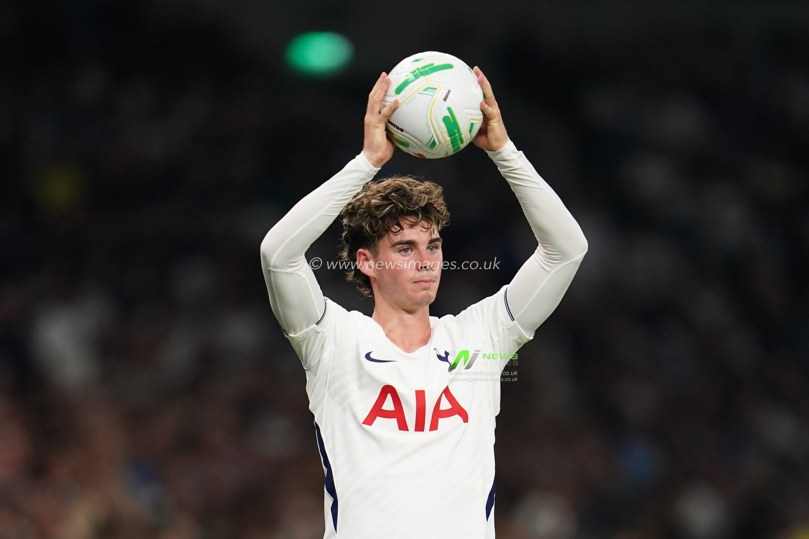 Archie Gray of Tottenham Hotspur during the Carabao Cup round 2 match Tottenham Hotspur vs Charlton Athletic at Tottenham Hotspur Stadium, London, United Kingdom on 26 August 2026

(Photo by Harvey Murphy/News Images)