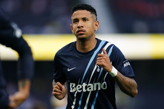Savio of Tottenham Hotspur warming up during the Carabao Cup round 2 match Tottenham Hotspur vs Charlton Athletic at Tottenham Hotspur Stadium, London, United Kingdom on 26 August 2026

(Photo by Harvey Murphy/News Images)