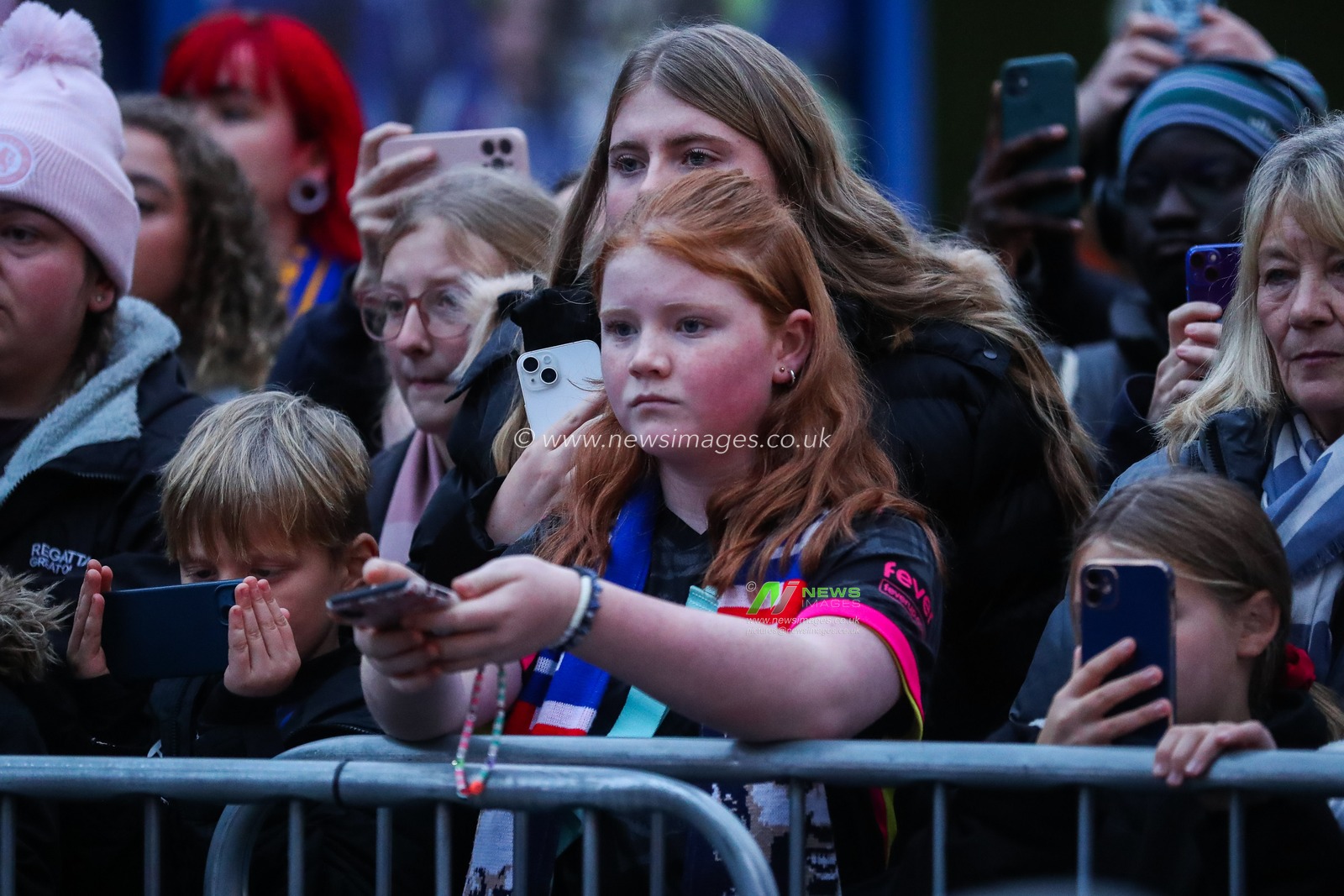 Fans await for player arrivals outside Stamford Bridge prior to the Barclays Women's Super League match Chelsea FC Women vs Manchester City Women at Stamford Bridge, London, United Kingdom, 16th November 2024

(Photo by Izzy Poles/News Images)