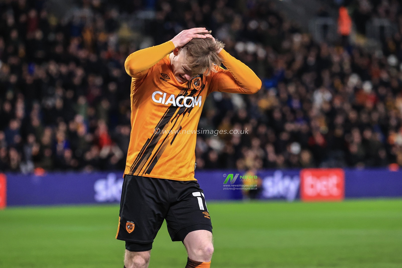 Keane Lewis-Potter #11 of Hull City reacts after missing a chance on goal