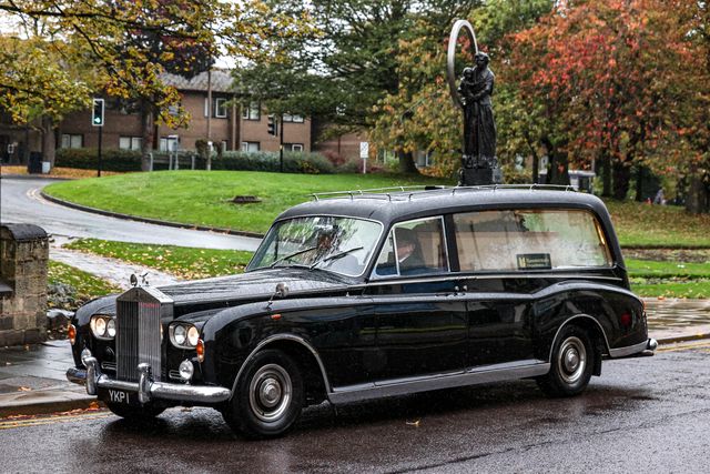The hearse of Harold Dennis “Dickie” Bird OBE arrives at St Mary's Church on the day of his funeral, Barnsley, United Kingdom, 19th October 2025

(Photo by Alfie Cosgrove/News Images)