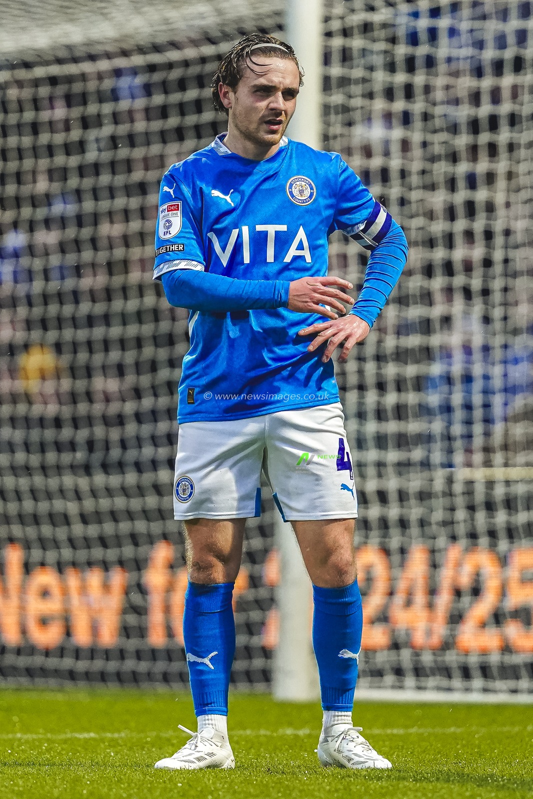 Stockport County Midfielder Lewis Bate during the Sky Bet League 1 match Stockport County vs Exeter City at Edgeley Park Stadium, Stockport, United Kingdom, 7th December 2024

(Photo by James Giblin/News Images)