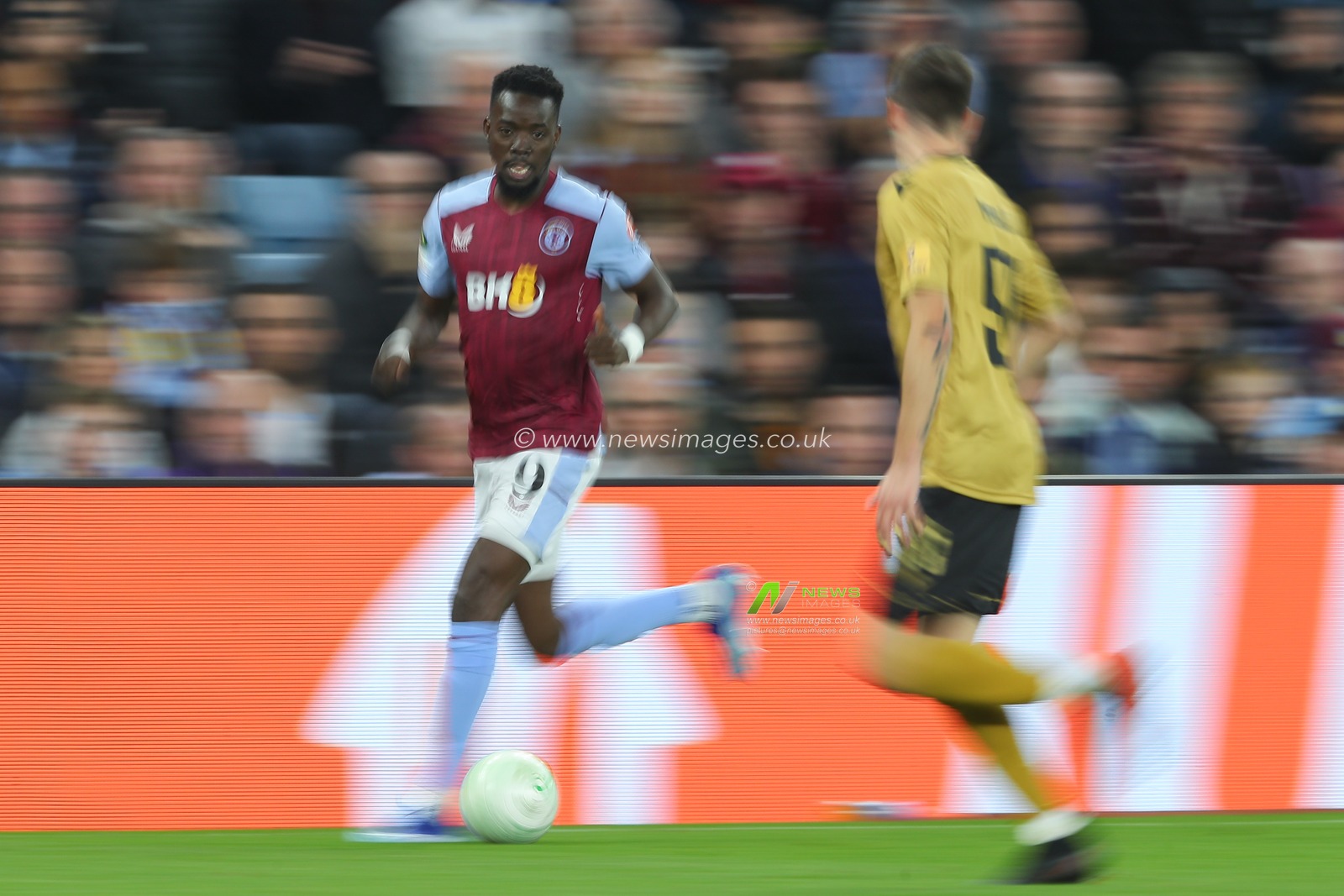 Bertrand TraorÃ© #9 of Aston Villa runs with the ball during the UEFA Europa Conference League match Aston Villa vs HÅ K Zrinjski Mostar at Villa Park, Birmingham, United Kingdom, 5th October 2023

(Photo by Gareth Evans/News Images)