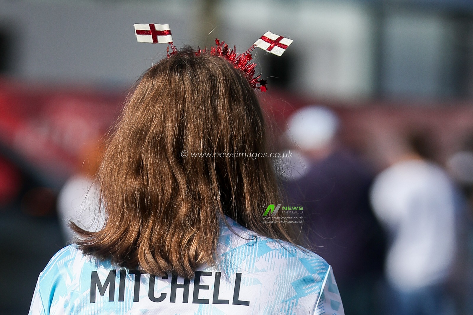 Fans arrives at the Allianz Stadium prior to the 2025 Guinness 6 Nations match England vs Italy at Allianz Stadium, Twickenham, United Kingdom, 9th March 2025

(Photo by Izzy Poles/News Images)