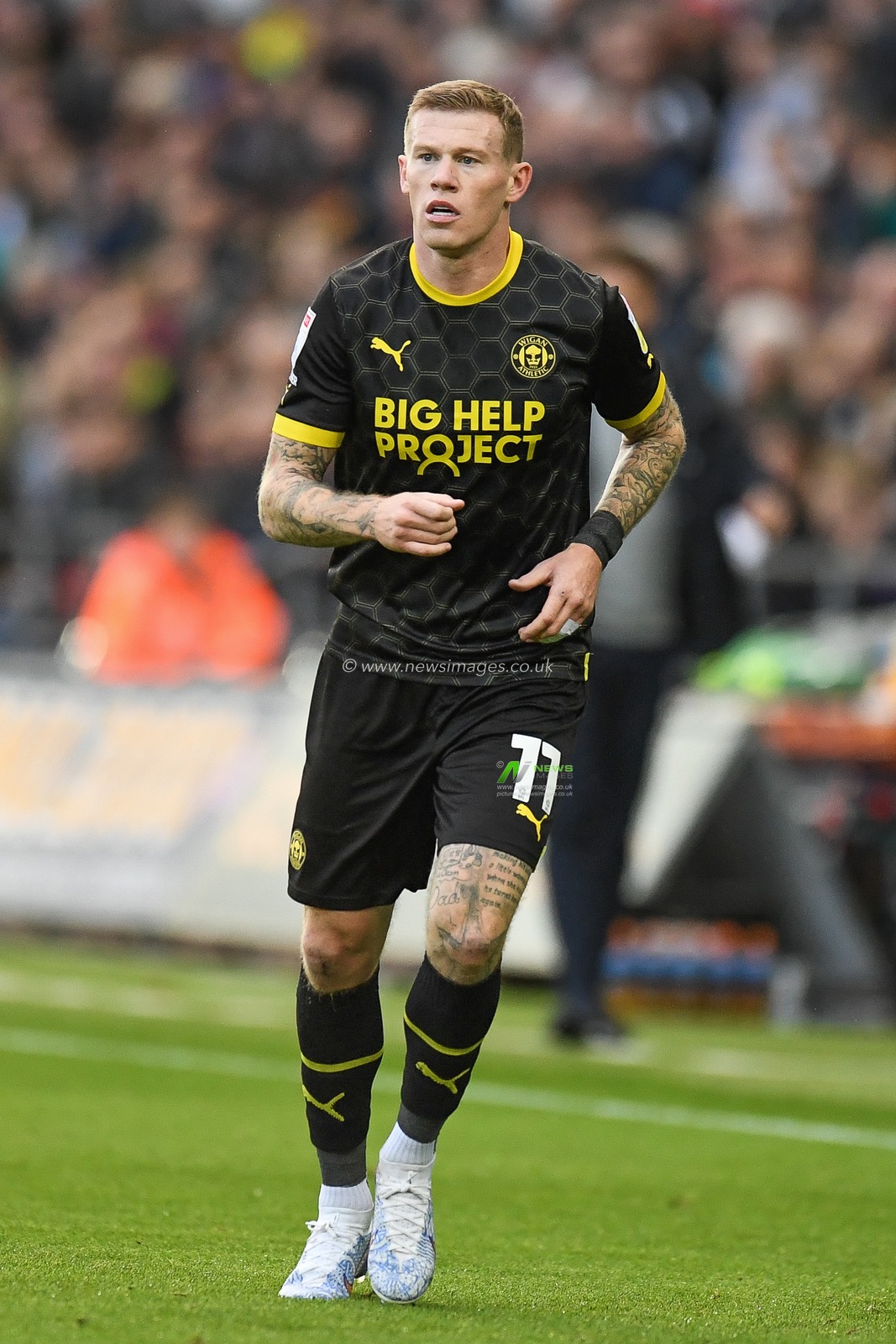 James McClean #11 of Wigan Athletic during the Sky Bet Championship match Swansea City vs Wigan Athletic at Swansea.com Stadium, Swansea, United Kingdom, 5th November 2022

(Photo by Mike Jones/News Images)