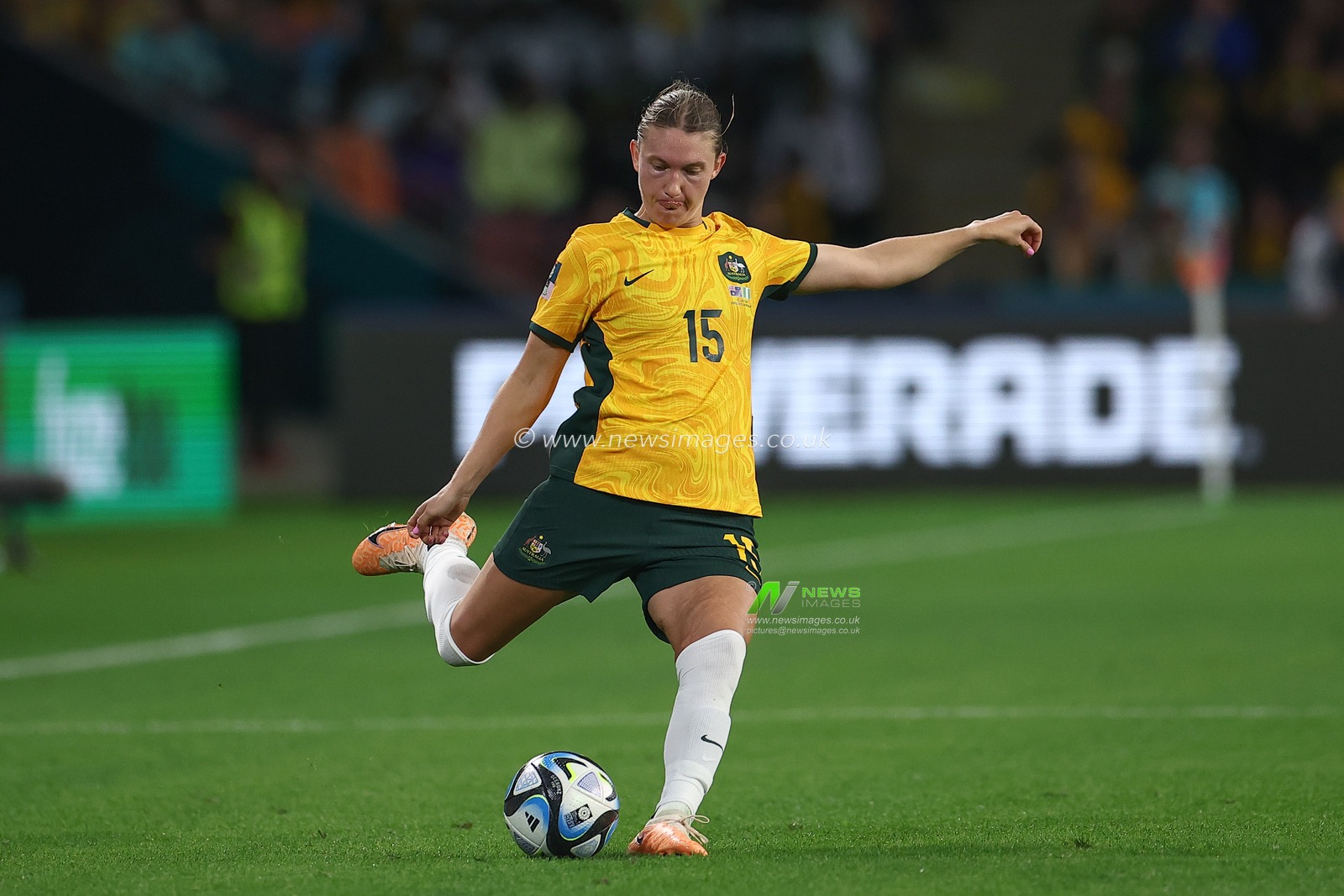 Clare Hunt #15 of Australia passes the ball during the FIFA Women's World Cup 2023 Group B match Australia Women vs Nigeria Women at Suncorp Stadium, Brisbane, Australia, 27th July 2023

(Photo by Patrick Hoelscher/News Images)