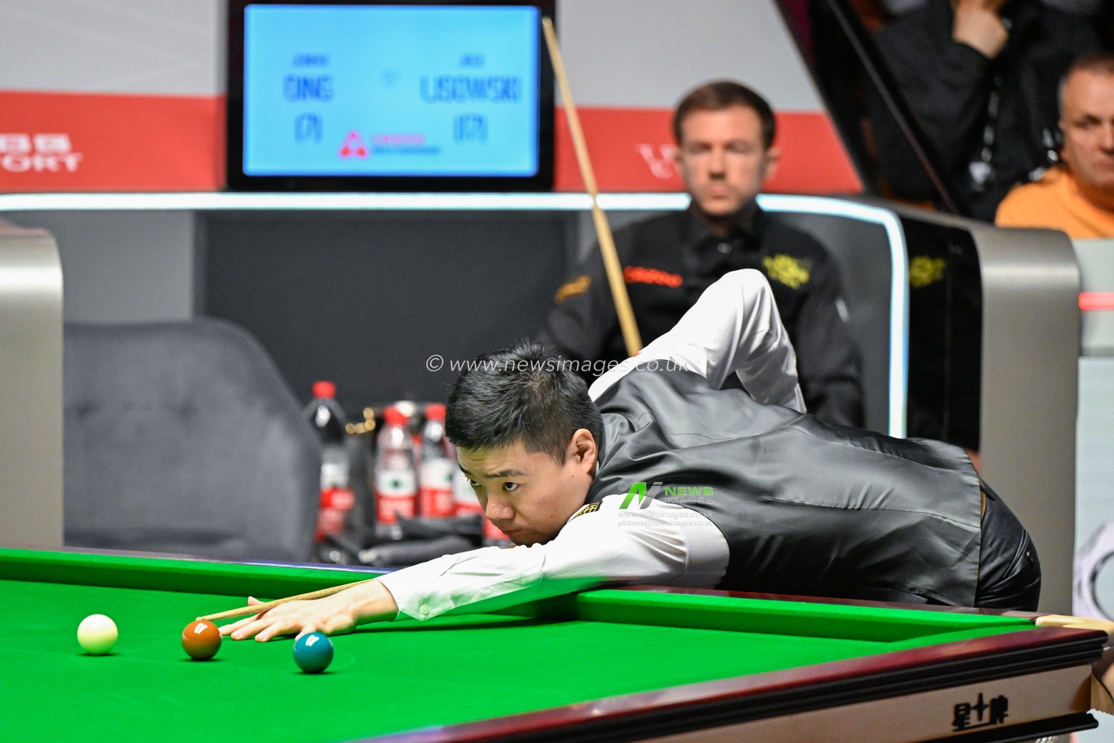 Ding Junhui takes a shot, during the Cazoo World Championships 2024 at Crucible Theatre, Sheffield, United Kingdom, 24th April 2024

(Photo by Cody Froggatt/News Images)