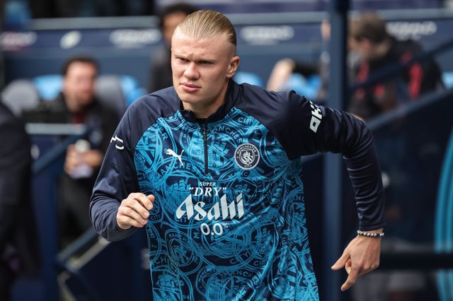 Erling Haaland of Manchester City in the pregame warmup session during the Emirates FA Cup Quarter-Final match Manchester City vs Liverpool at Etihad Stadium, Manchester, United Kingdom on 04 April 2026

(Photo by Mark Cosgrove/News Images)