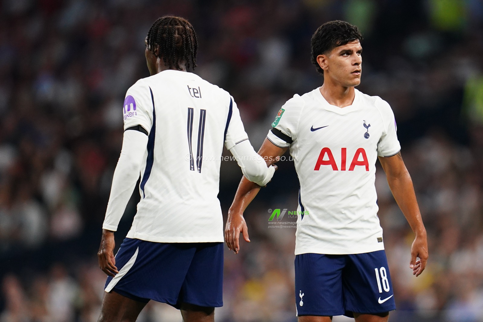 Mateus Fernandes of Tottenham Hotspur and Mathys Tel of Tottenham Hotspur prepare to defend free kick during the Carabao Cup round 2 match Tottenham Hotspur vs Charlton Athletic at Tottenham Hotspur Stadium, London, United Kingdom on 26 August 2026

(Photo by Harvey Murphy/News Images)