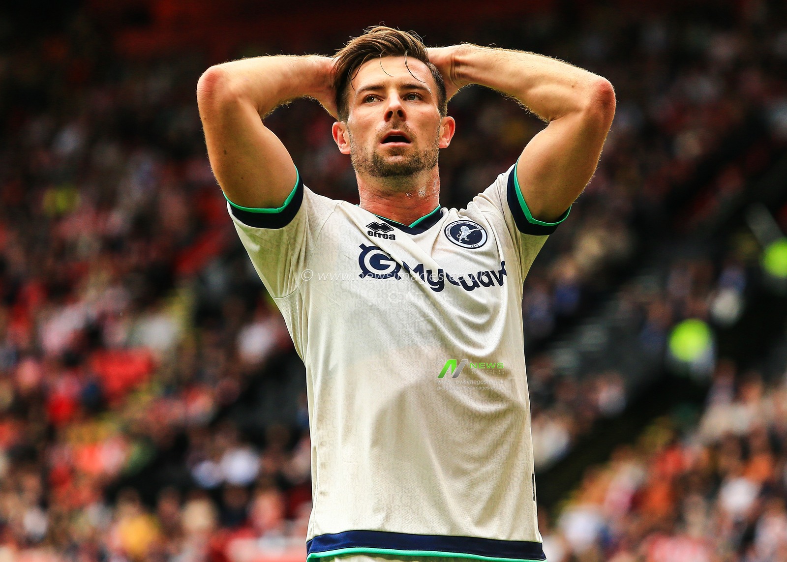 Ryan Leonard of Millwall reacts to a missed chance during the Sky Bet Championship match Sheffield United vs Millwall at Bramall Lane, Sheffield, United Kingdom, 23rd August 2025

(Photo by Richard Bierton/News Images)