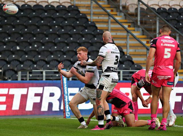 Betfred Super League Round 14 Hull FC v Castleford Tigers