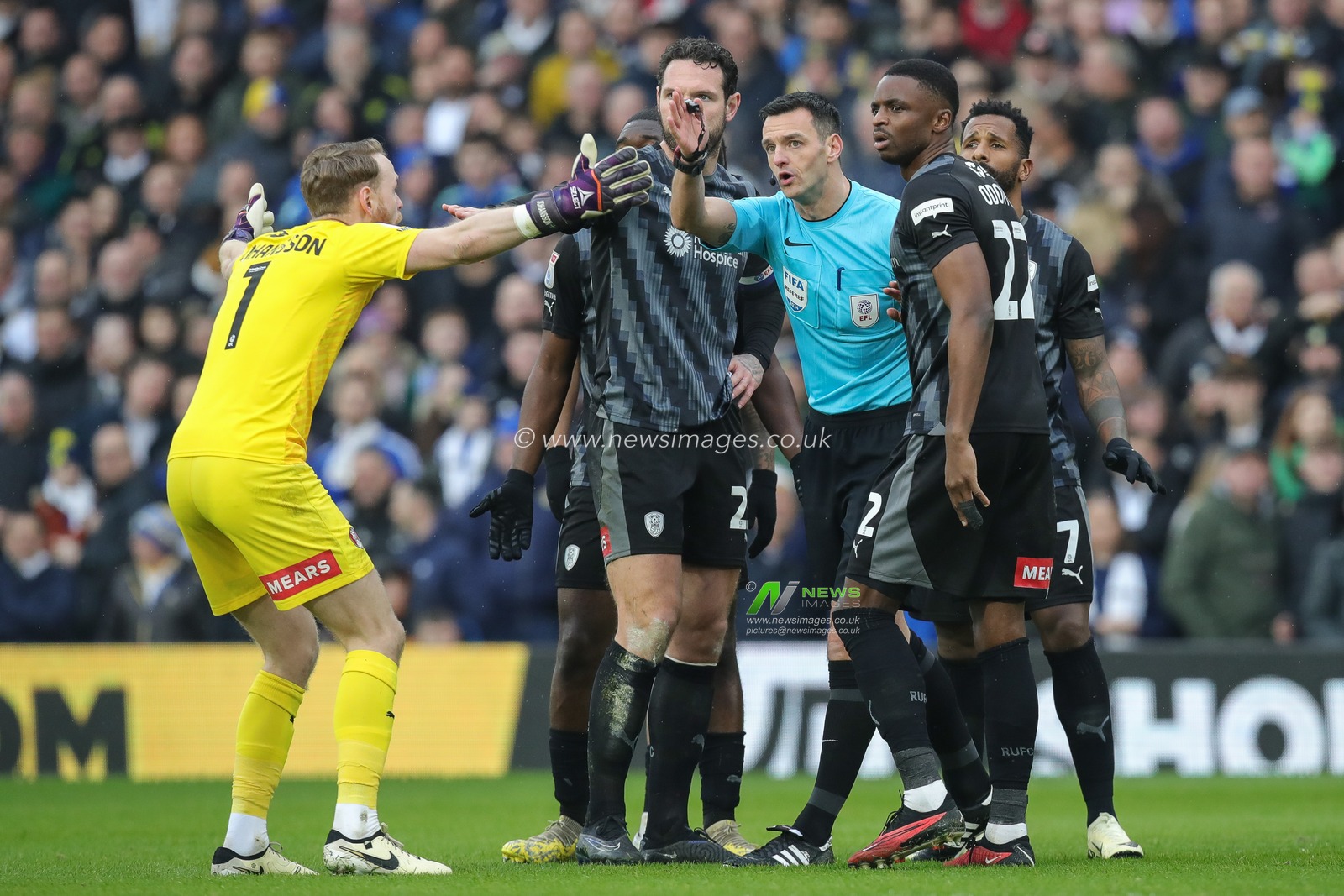 Viktor Johansson #1 of Rotherham United appeals to Referee Andrew Madley as he believes there was hand ball committed by Patrick Bamford as he scores to make it 1-0 during the Sky Bet Championship match Leeds United vs Rotherham United at Elland Road, Leeds, United Kingdom, 10th February 2024

(Photo by James Heaton/News Images)