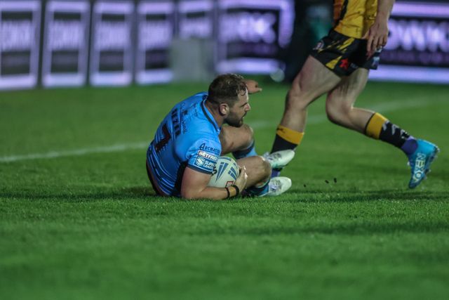 Betfred Super League Round 6 Castleford Tigers v Hull FC