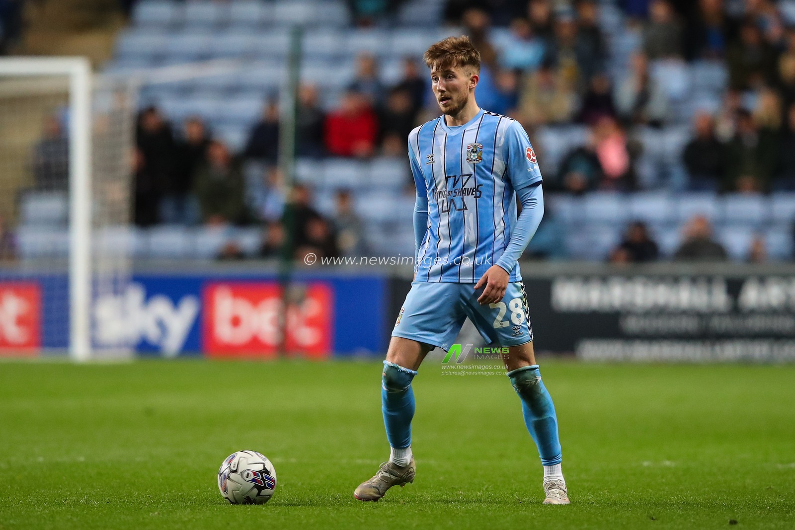 Josh Eccles of Coventry City in action during the Sky Bet Championship match Coventry City vs Ipswich Town at Coventry Building Society Arena, Coventry, United Kingdom, 30th April 2024

(Photo by Gareth Evans/News Images)