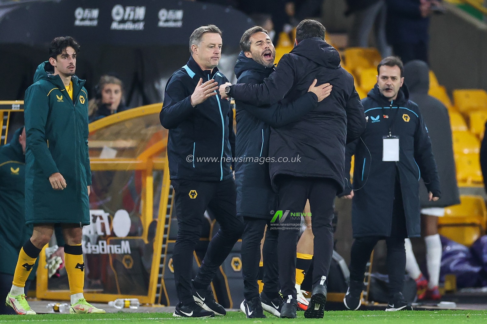 Bruno Lage manager of Wolverhampton Wanderers celebrates his sides win