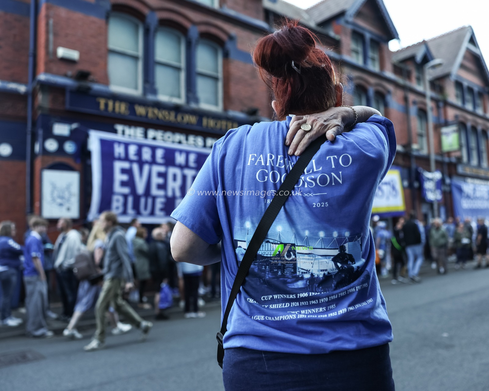 An Everton fan with a farewell to Goodison t-shirt during the Premier League match Everton vs Southampton at Goodison Park, Liverpool, United Kingdom, 18th May 2025

(Photo by Mark Cosgrove/News Images)